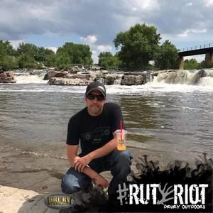 Meet your Posher, Anton